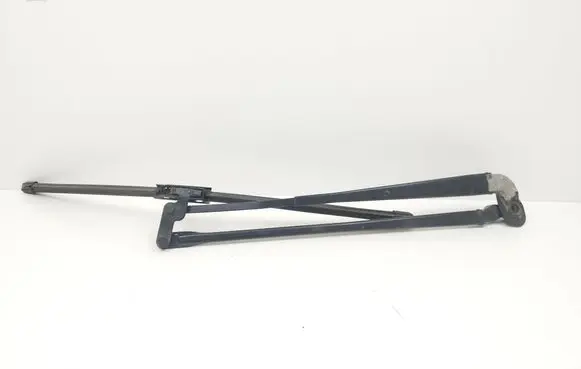 Toyota Verso-S Windshield/front glass wiper blade 