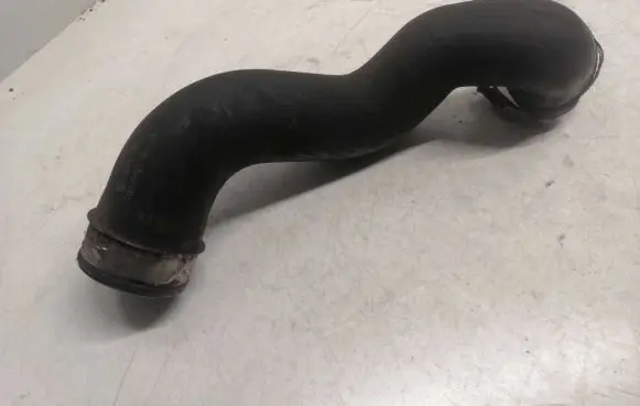 Audi A4 S4 B6 8E 8H Intercooler hose/pipe