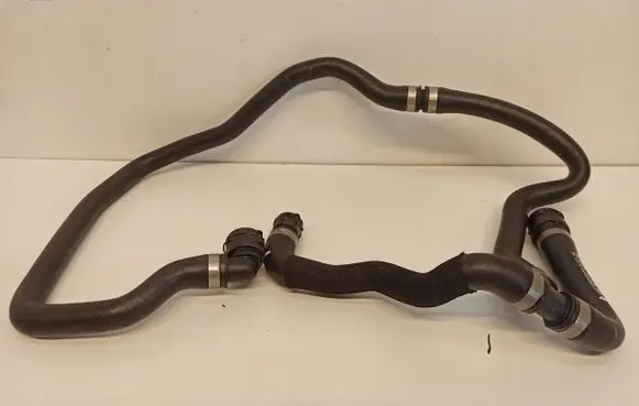Mercedes-Benz C W205 Engine coolant pipe/hose A2055010700