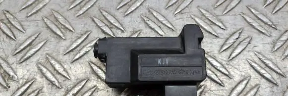 Hyundai i40 Fuel tank opening switch 925013Z000