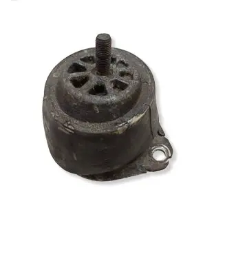 Volkswagen Touareg I Engine mount bracket 7L6199131C 20082004