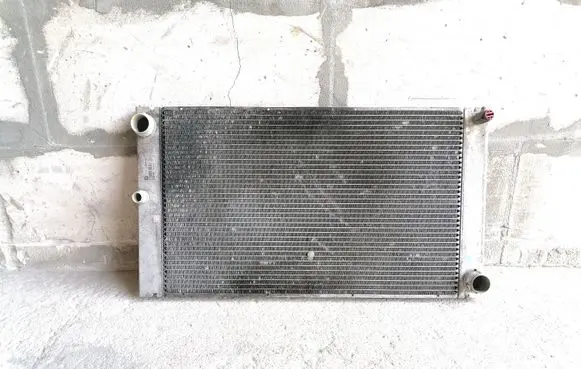 BMW 7 E65 E66 Coolant radiator 1711224847808