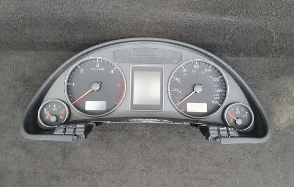 Speedometer (instrument cluster)