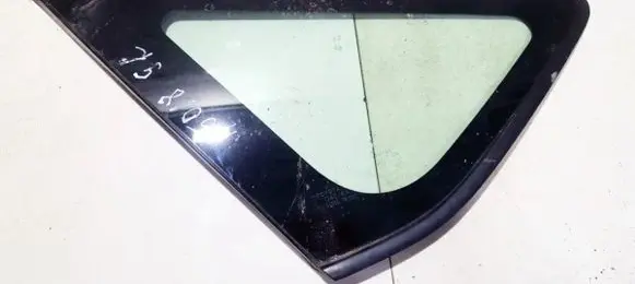 Toyota Prius (XW20) Rear side window o4046a