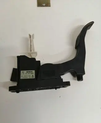 Audi A3 S3 8L Accelerator throttle pedal 2810023420