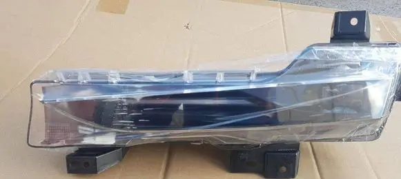 Tesla Model 3 Front fog light 1077391-00-F 107739100F 1077391