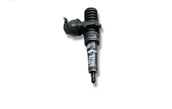Audi A4 S4 B6 8E 8H Fuel injector 038130073AJ 0414720037