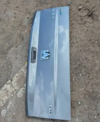 Dodge RAM Pick-up truck tonneau cover 
