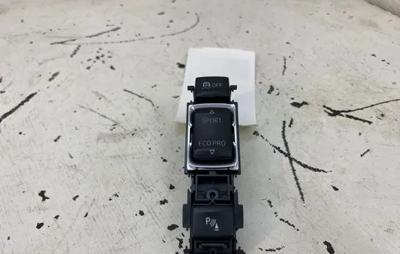 BMW 4 F32 F33 Parking (PDC) sensor switch 9252921