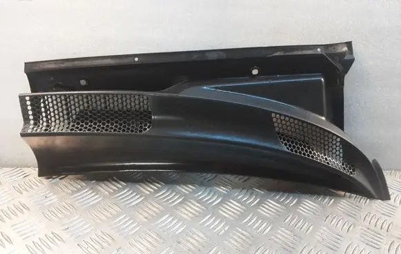 Toyota Yaris Wiper trim 557810D010