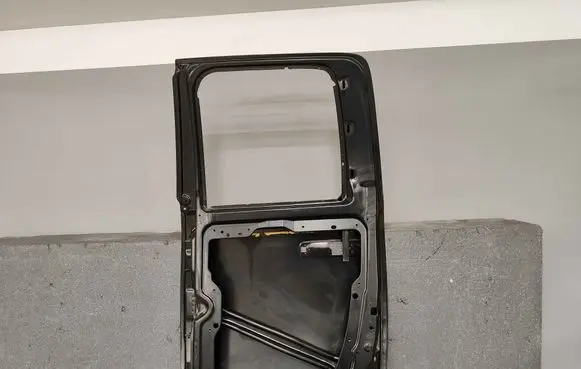 Rear door