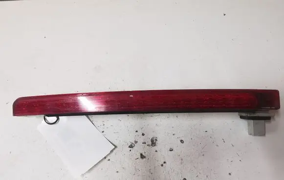 Mercedes-Benz E W211 Third/center stoplight A2118200256 2DA008625
