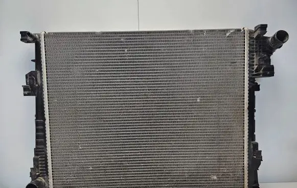 Renault Trafic II (X83) Coolant radiator 992566M 820041116D
