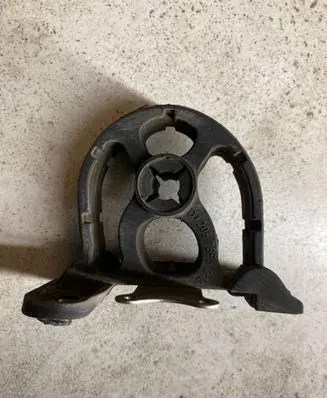 Volkswagen Phaeton Muffler mount bracket/holder 3D0253144A
