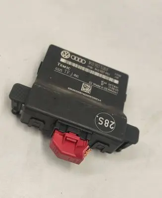 Volkswagen Golf Plus Gateway control module 1K0907530E 0325 1K0907951