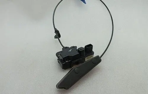 Chevrolet Corvette C6 Coupe door lock (next to the handle) 10352332