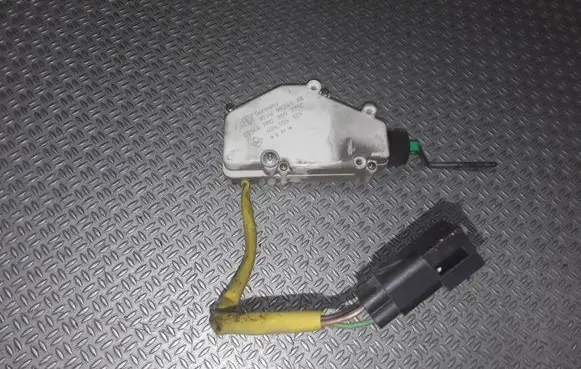 Volkswagen Sharan Central locking motor 7M0959775C