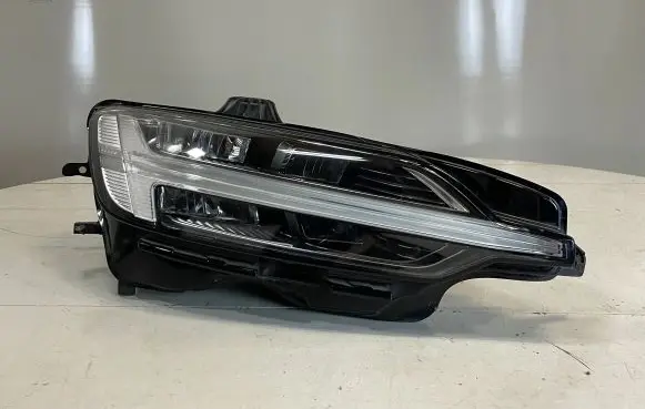 Volvo V60 Headlight/headlamp 32314167