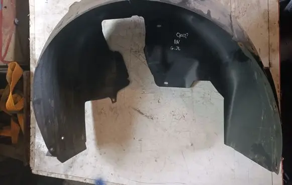 Opel Insignia A Rear mudguard 