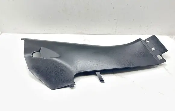 Porsche Cayenne (92A) (C) pillar trim 7P0867766D A053629