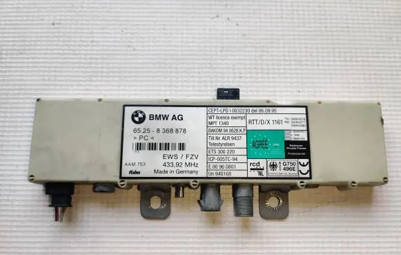 BMW 5 E39 Antenna control unit 8368878