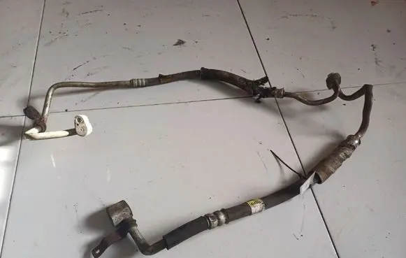 Chevrolet Aveo Air conditioning (A/C) pipe/hose