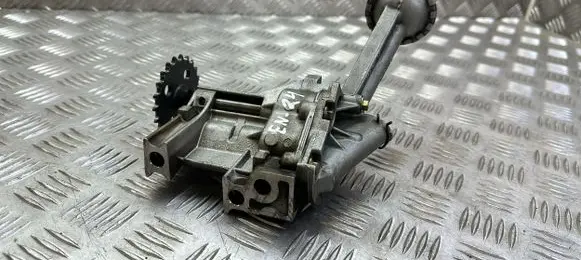 Nissan Juke I F15 Oil pump 150152623R