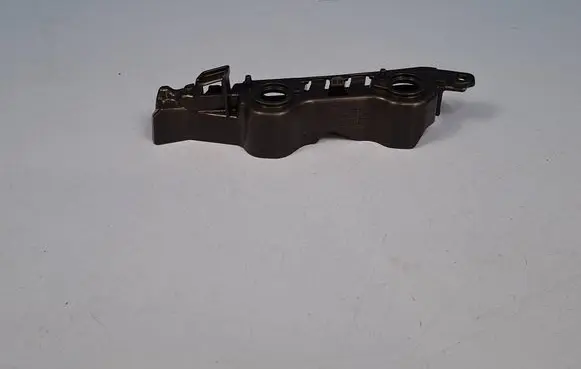 Audi A6 S6 C8 4K Front bumper mounting bracket 4K0807284