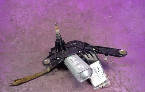 Honda Civic Rear window wiper motor