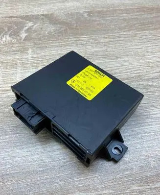 Mercedes-Benz S W220 Light module LCM 2208203026 0307870002