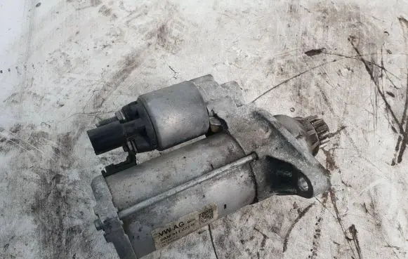 Volkswagen Golf VII Starter motor 0AM911023R 06122013 0001179522