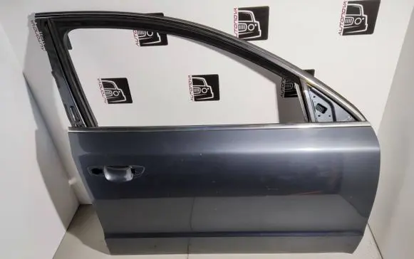Skoda Superb B6 (3T) Front door 3T0831312 9153