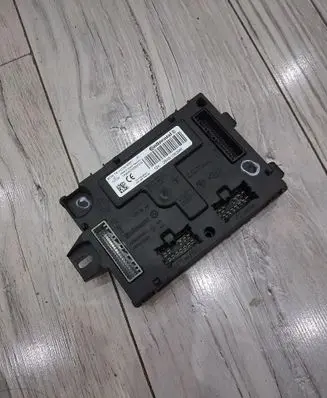 Renault Clio IV Comfort/convenience module 284B15639R