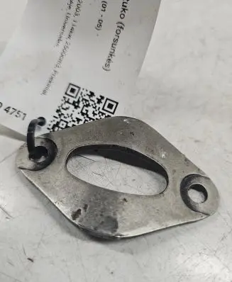 Audi A4 S4 B6 8E 8H Fuel Injector clamp holder