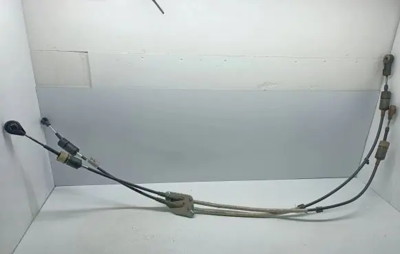 Ford Fiesta Gear shift cable linkage 4FTA011FA6NA 8A6R7E395PA