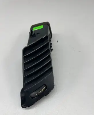 Mercedes-Benz Sprinter W906 Dash center air vent grill A9068300354
