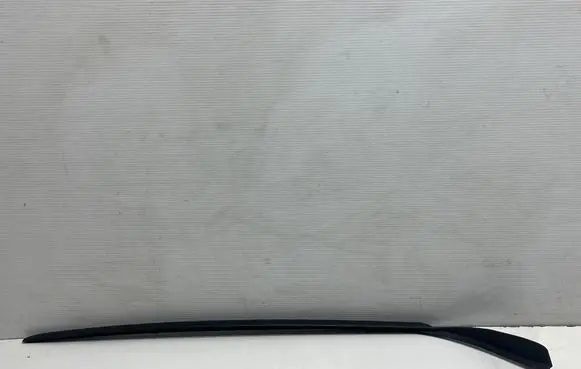 Volvo S60 Windshield trim 31469400