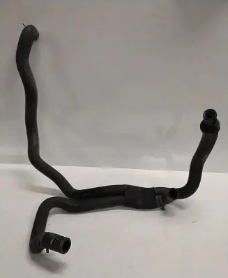 Coolant pipe/hose