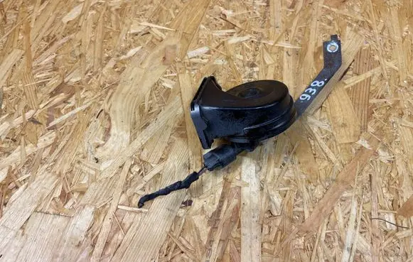 Opel Insignia B Horn signal 39088255