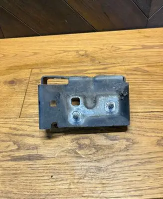 Opel Vivaro Radiator support slam panel bracket 3512063R 93451643