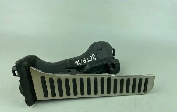 Volkswagen Scirocco Accelerator throttle pedal 1K1723503AK