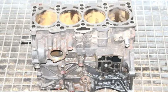 Volkswagen Tiguan Engine block CBAB CBA
