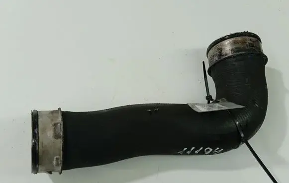 Skoda Octavia Mk2 (1Z) Intercooler hose/pipe 