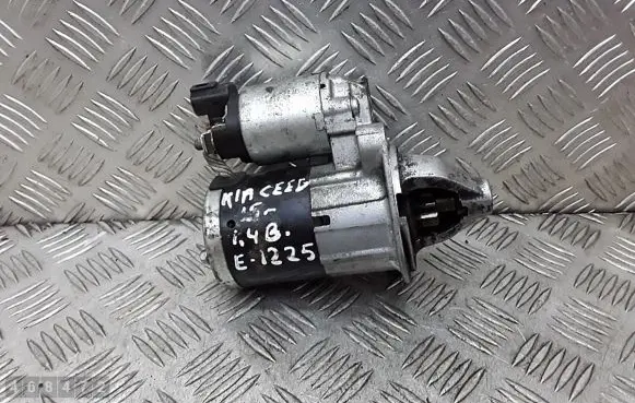 KIA Ceed Starter motor 361002b220