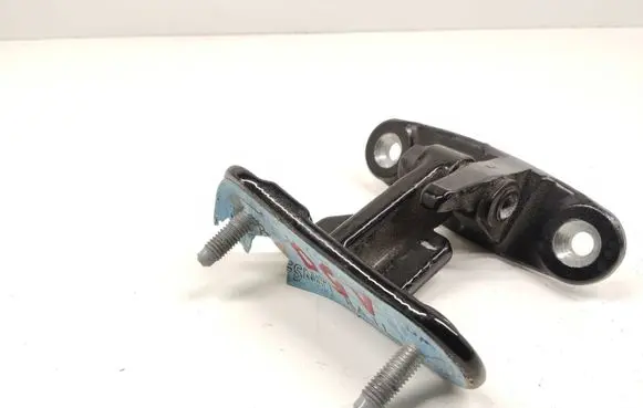 Mercedes-Benz ML W166 Rear door upper hinge 