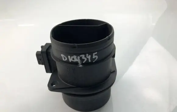 Seat Alhambra (Mk2) Mass air flow meter 03L906461A