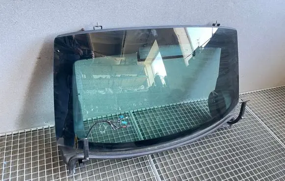 Skoda Superb B6 (3T) Rear windscreen/windshield window 43R001108 M73100 E000184