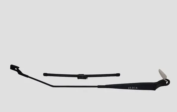 Peugeot 208 I Front wiper blade arm 9673292080
