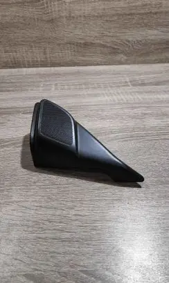 Volvo V50 Front door high frequency speaker 8679629