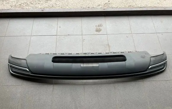 Audi Q7 4M Rear bumper trim bar molding 4M0807941 4M0807941B
